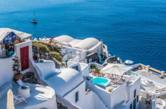 Essential Tips for a Memorable Greek Holiday