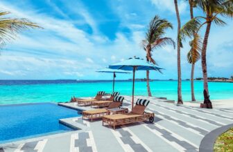 private infinity pool holidays